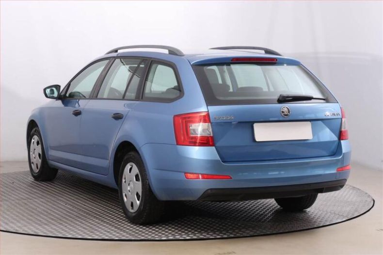 Škoda Octavia - hlavní fotka