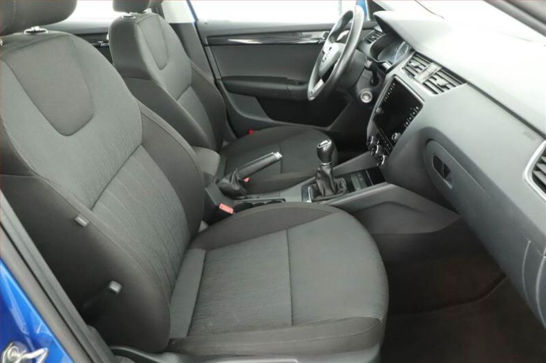 Škoda Octavia - hlavní fotka