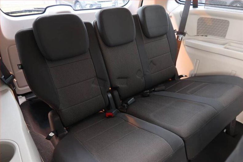 Chrysler Grand Voyager - hlavní fotka