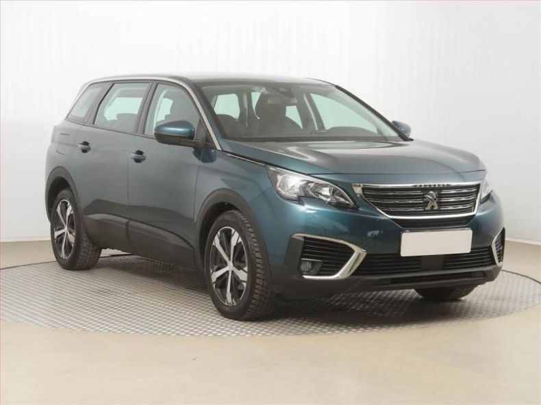 Peugeot 5008 - hlavní fotka