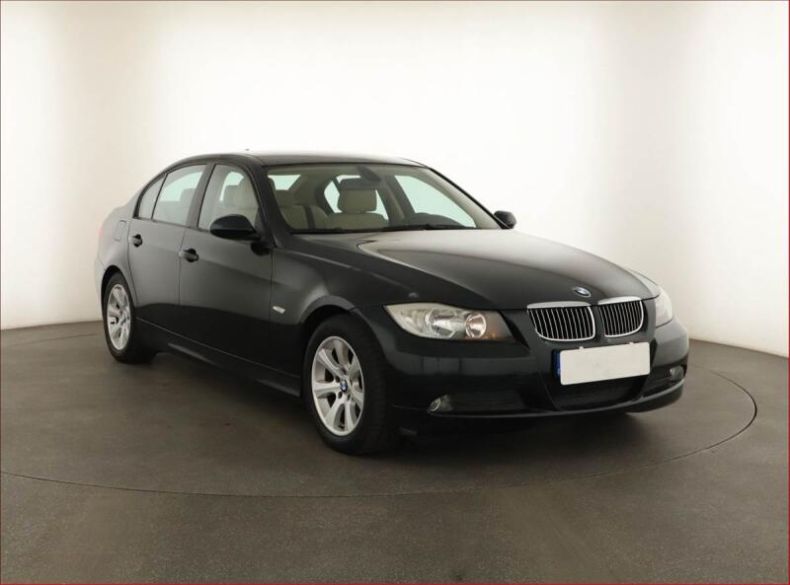 BMW Řada 3 - hlavní foto