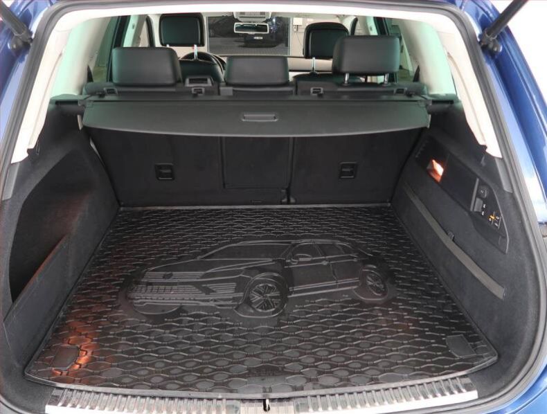 Volkswagen Touareg - hlavní fotka