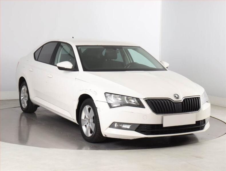 Škoda Superb - hlavní fotka inzerátu