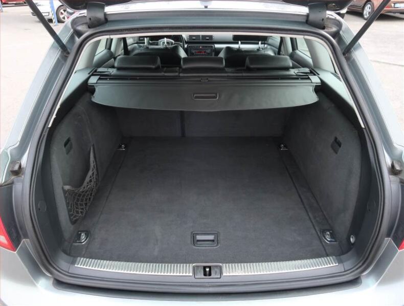 Audi A4 - hlavní fotka