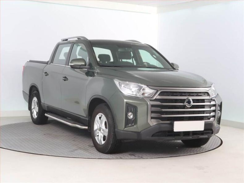 SsangYong Musso - hlavní foto