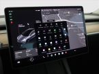 Tesla Model 3 - fotka číslo 11