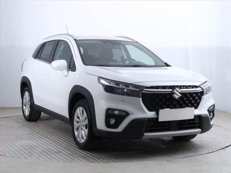 Suzuki SX4 - hlavní foto