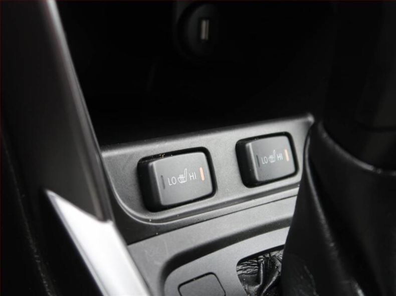 Suzuki SX4 - hlavní fotka