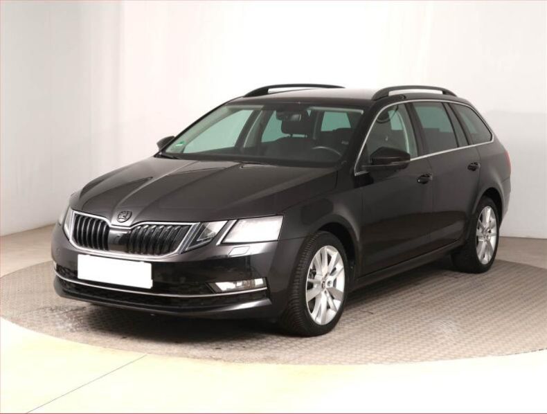 Škoda Octavia - hlavní fotka