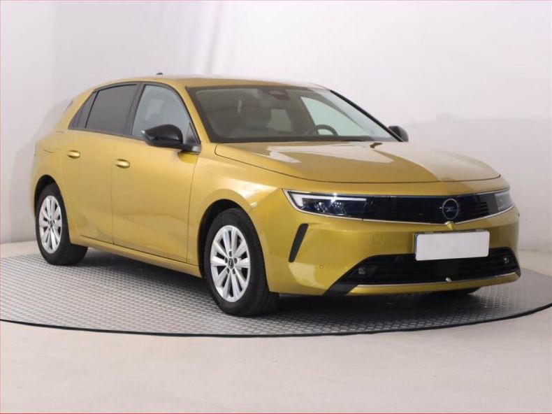 Opel Astra - hlavní fotka inzerátu