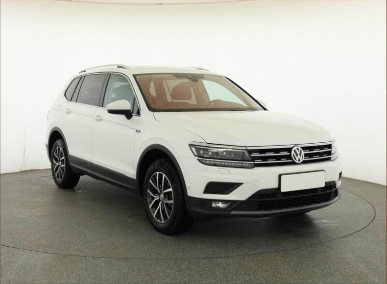 Volkswagen Tiguan - hlavní foto
