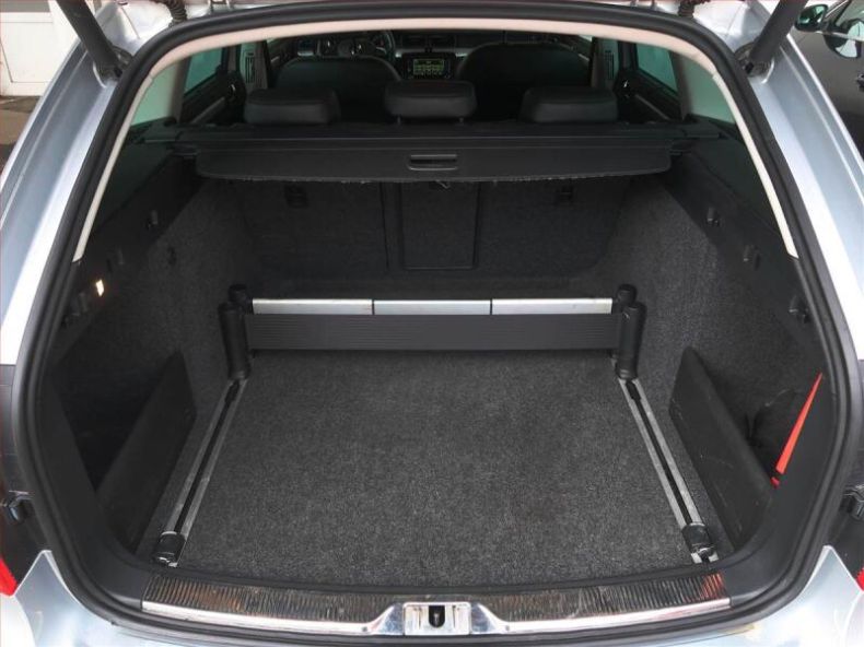 Škoda Superb - hlavní fotka