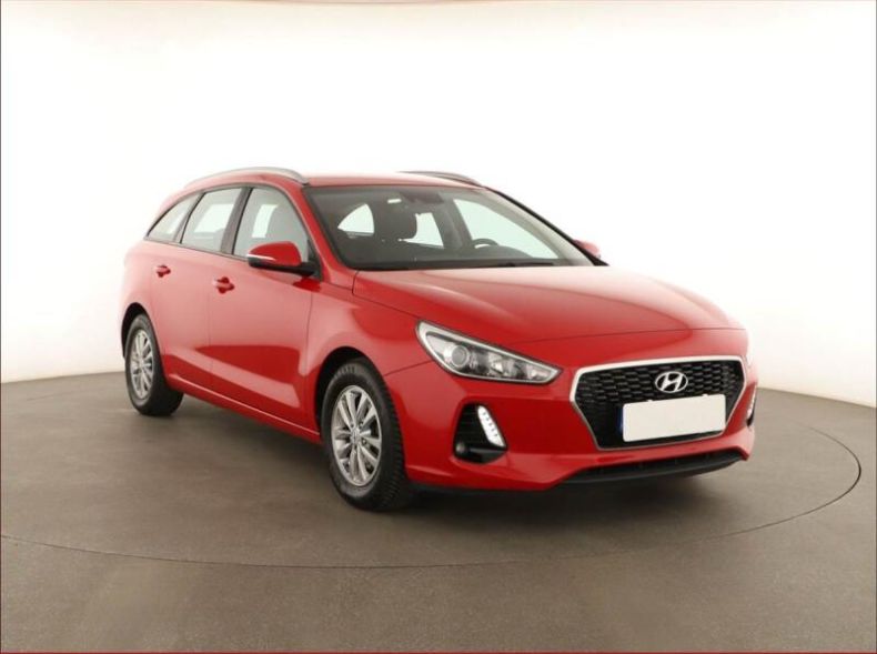 Hyundai i30 - hlavní foto