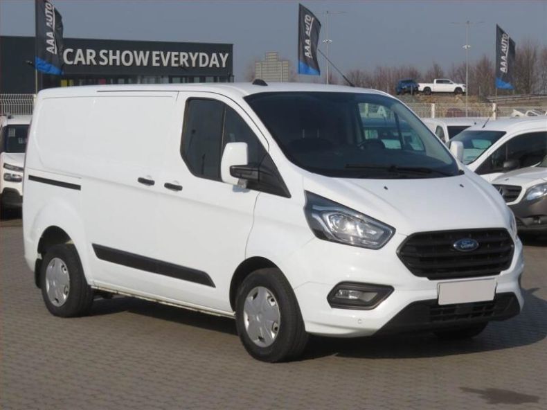 Ford Transit - hlavní foto