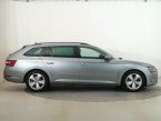 Škoda Superb - fotka číslo 5