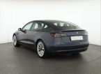 Tesla Model 3 - fotka číslo 3