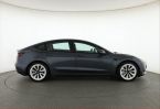 Tesla Model 3 - fotka číslo 5