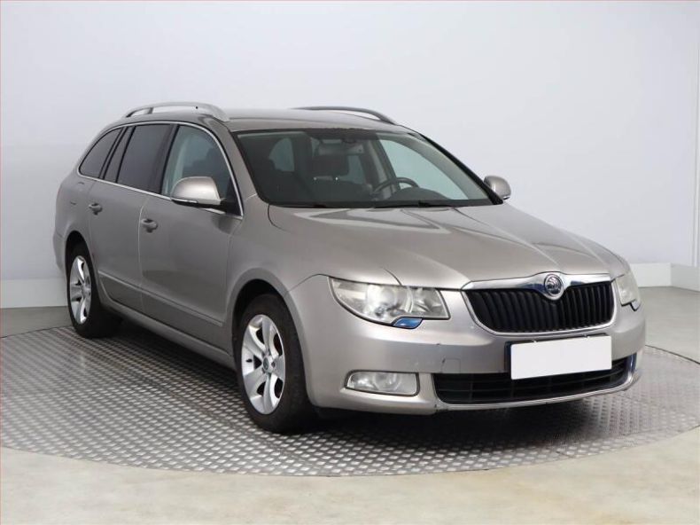 Škoda Superb - hlavní fotka inzerátu