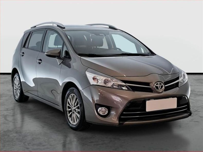 Toyota Verso - hlavní fotka inzerátu