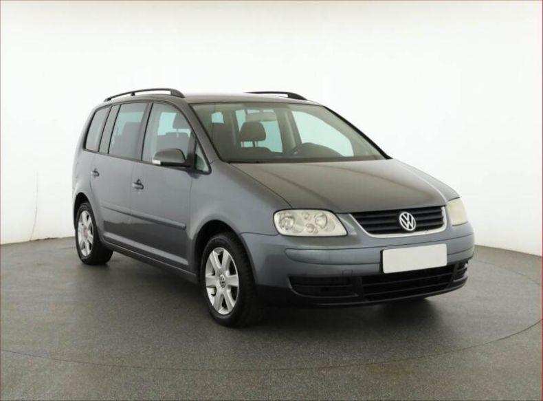 Volkswagen Touran - hlavní foto