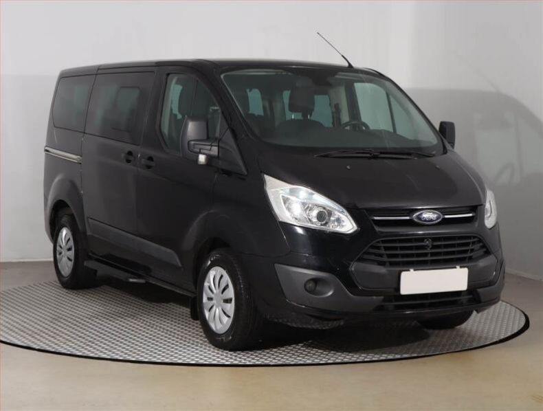 Ford Tourneo - hlavní foto