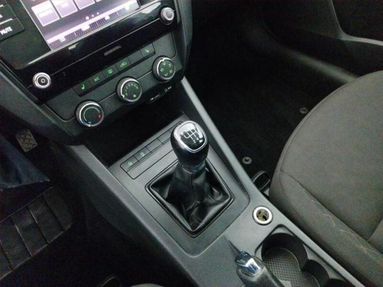 Škoda Octavia - hlavní fotka