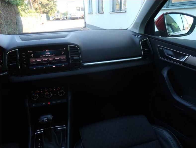 Škoda Karoq - hlavní fotka