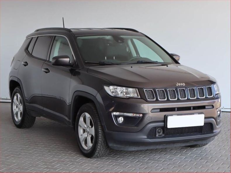 Jeep Compass - hlavní foto