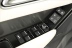 Land Rover Range Rover Velar - fotka číslo 9