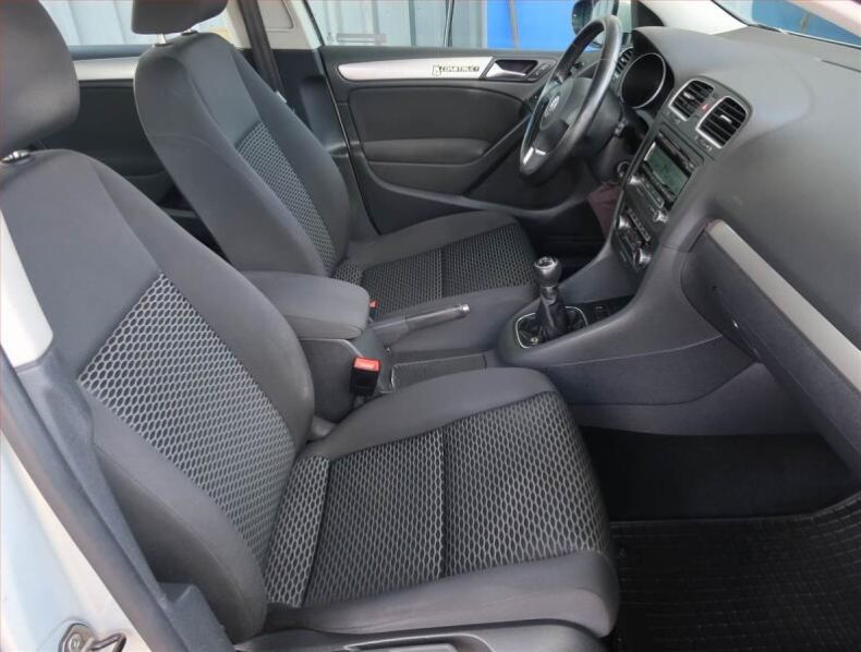 Volkswagen Golf - hlavní fotka