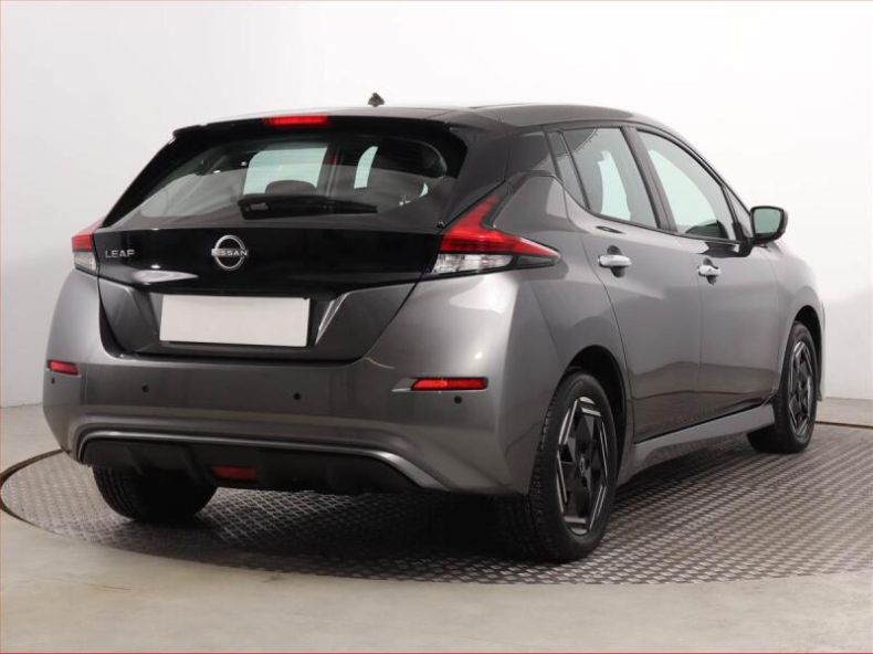 Nissan Leaf - hlavní fotka