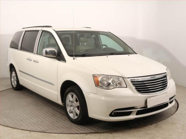 Chrysler Town & Country - hlavní fotka inzerátu