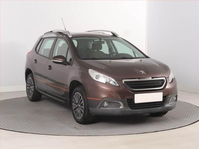 Peugeot 2008 - hlavní foto