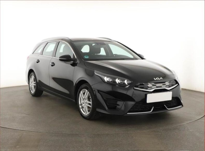 Kia Cee'd - hlavní fotka