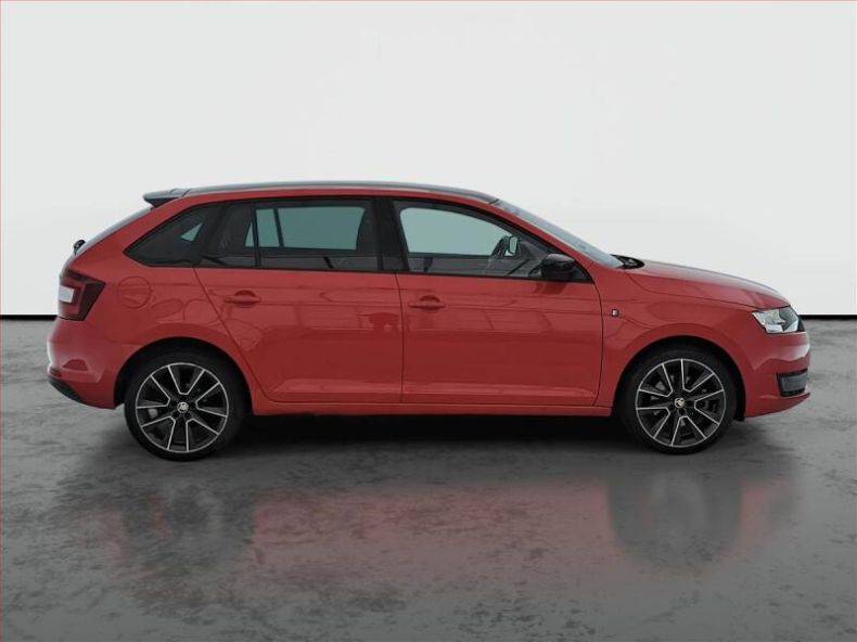 Škoda Rapid - hlavní fotka