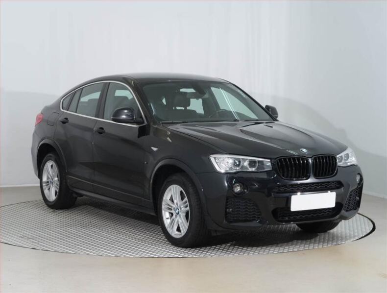 BMW X4 - hlavní foto