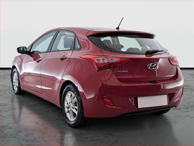 Hyundai i30 - hlavní fotka
