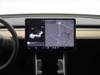 Tesla Model 3 - fotka číslo 10