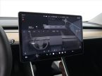 Tesla Model 3 - fotka číslo 14