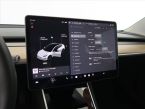 Tesla Model 3 - fotka číslo 17