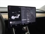 Tesla Model 3 - fotka číslo 22