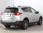Toyota RAV 4 - fotka číslo 4