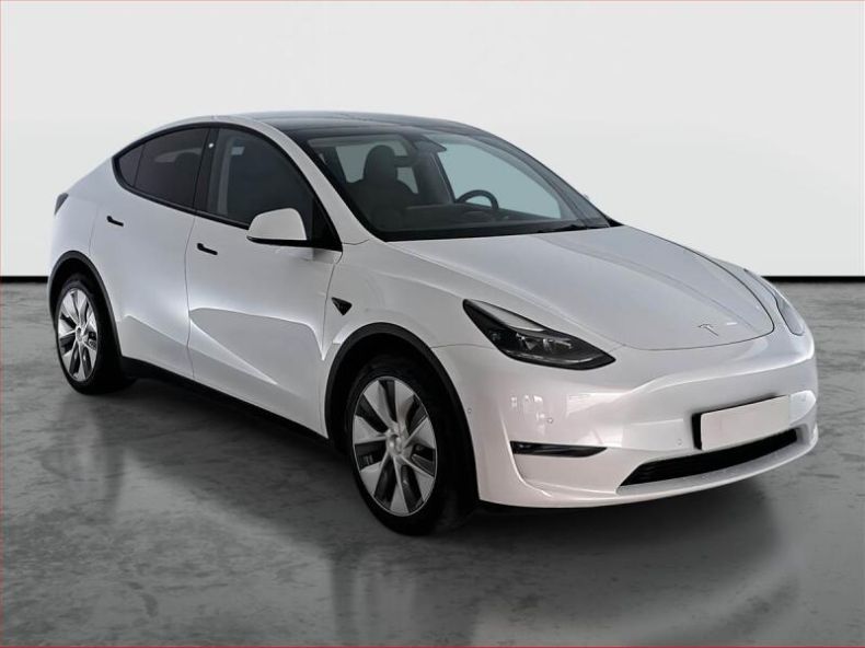 Tesla Model Y - hlavní foto