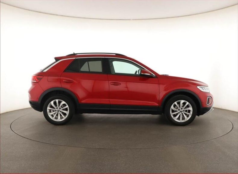 Volkswagen T-Roc - hlavní fotka
