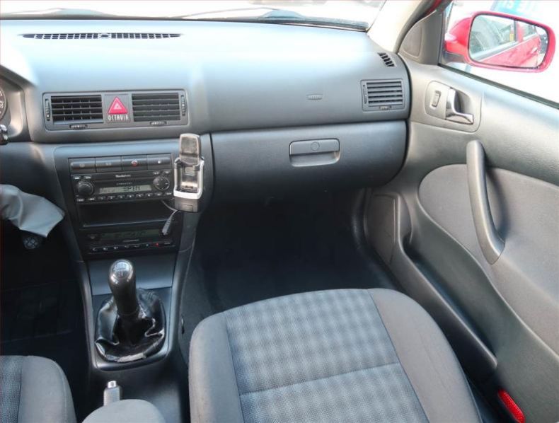 Škoda Octavia - hlavní fotka