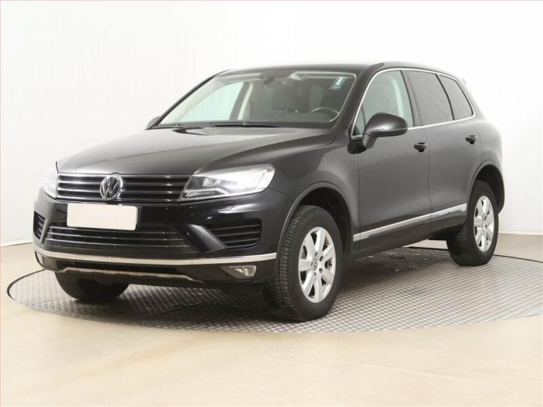 Volkswagen Touareg - hlavní fotka
