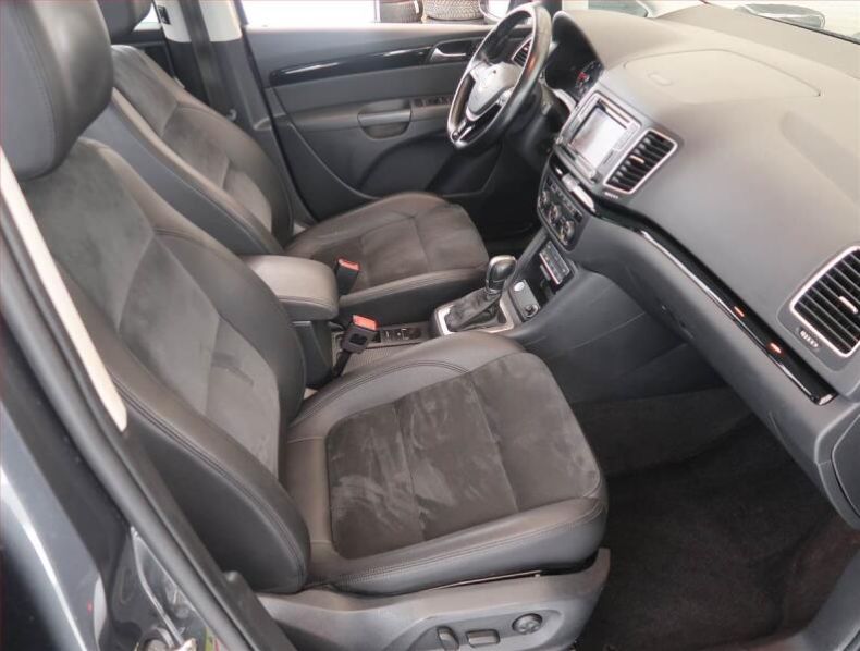 Volkswagen Sharan - hlavní fotka