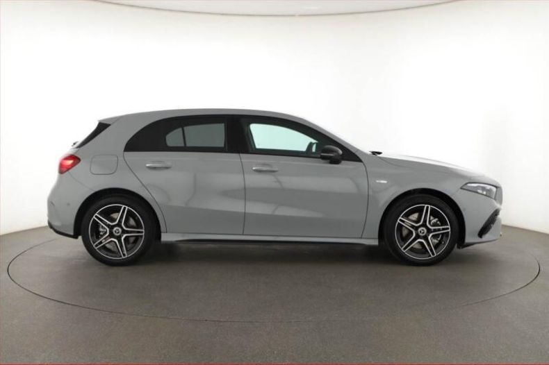Mercedes Třída A - hlavní fotka