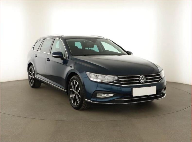 Volkswagen Passat - hlavní foto