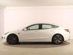 Tesla Model 3 - fotka číslo 2